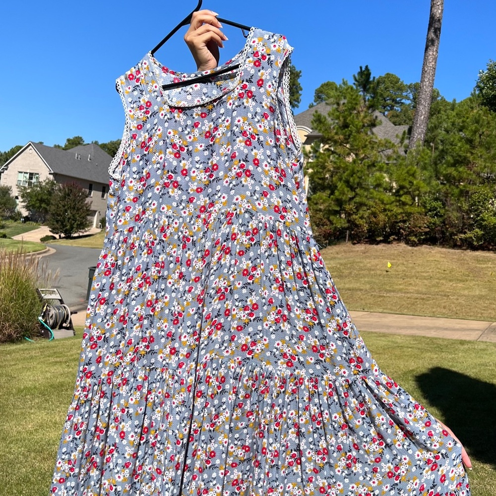 Floral Sleeveless Dress - Multicolor maxi.
